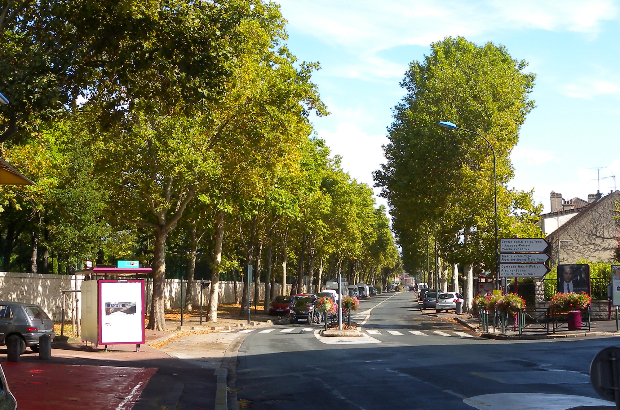 Bagneux, le mur du cimetière