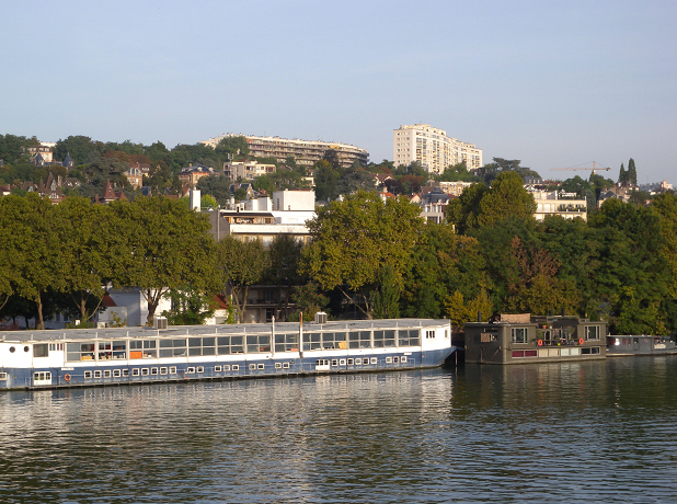 Suresnes