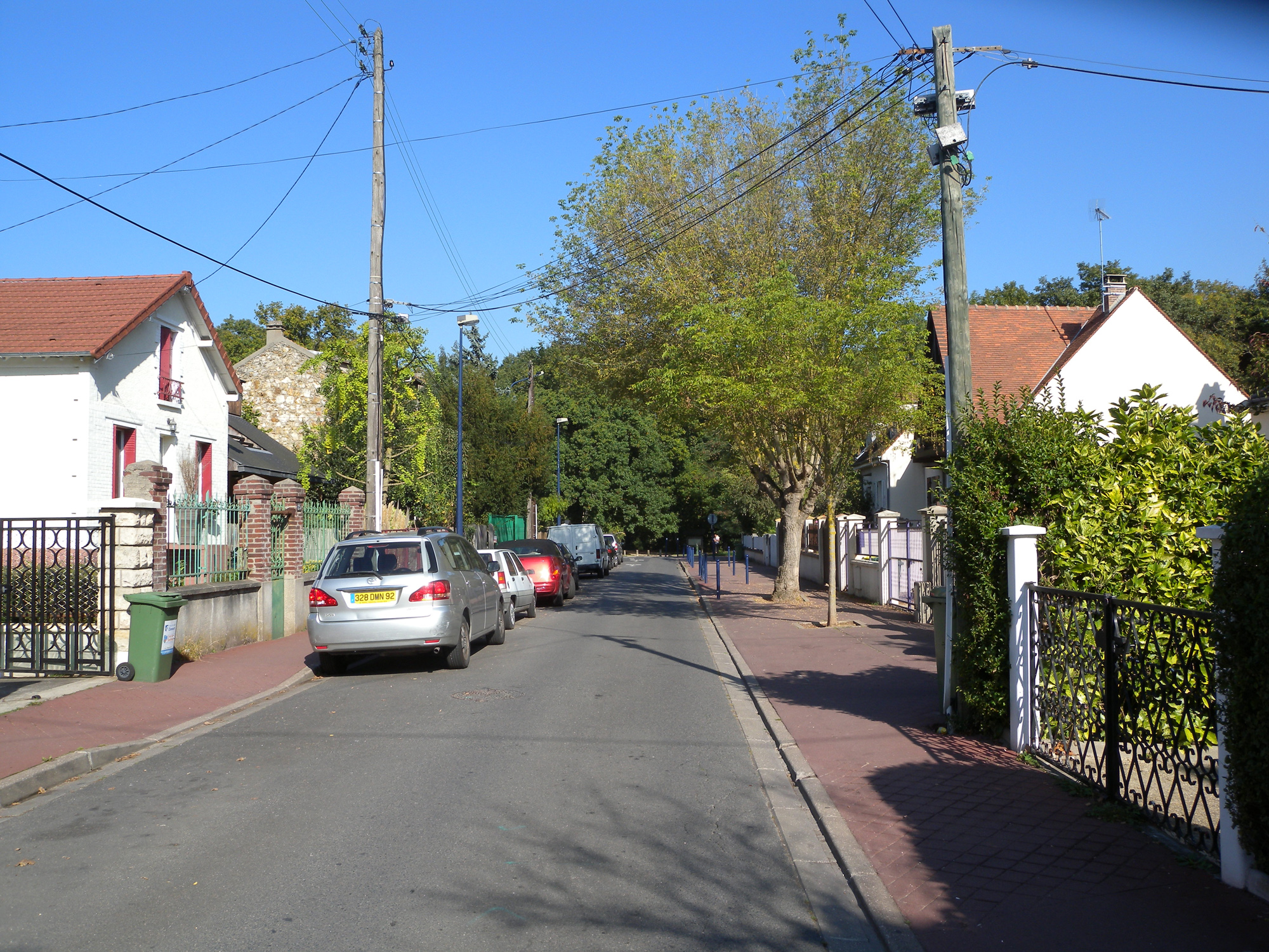 Clamart, rue des Coquelicots