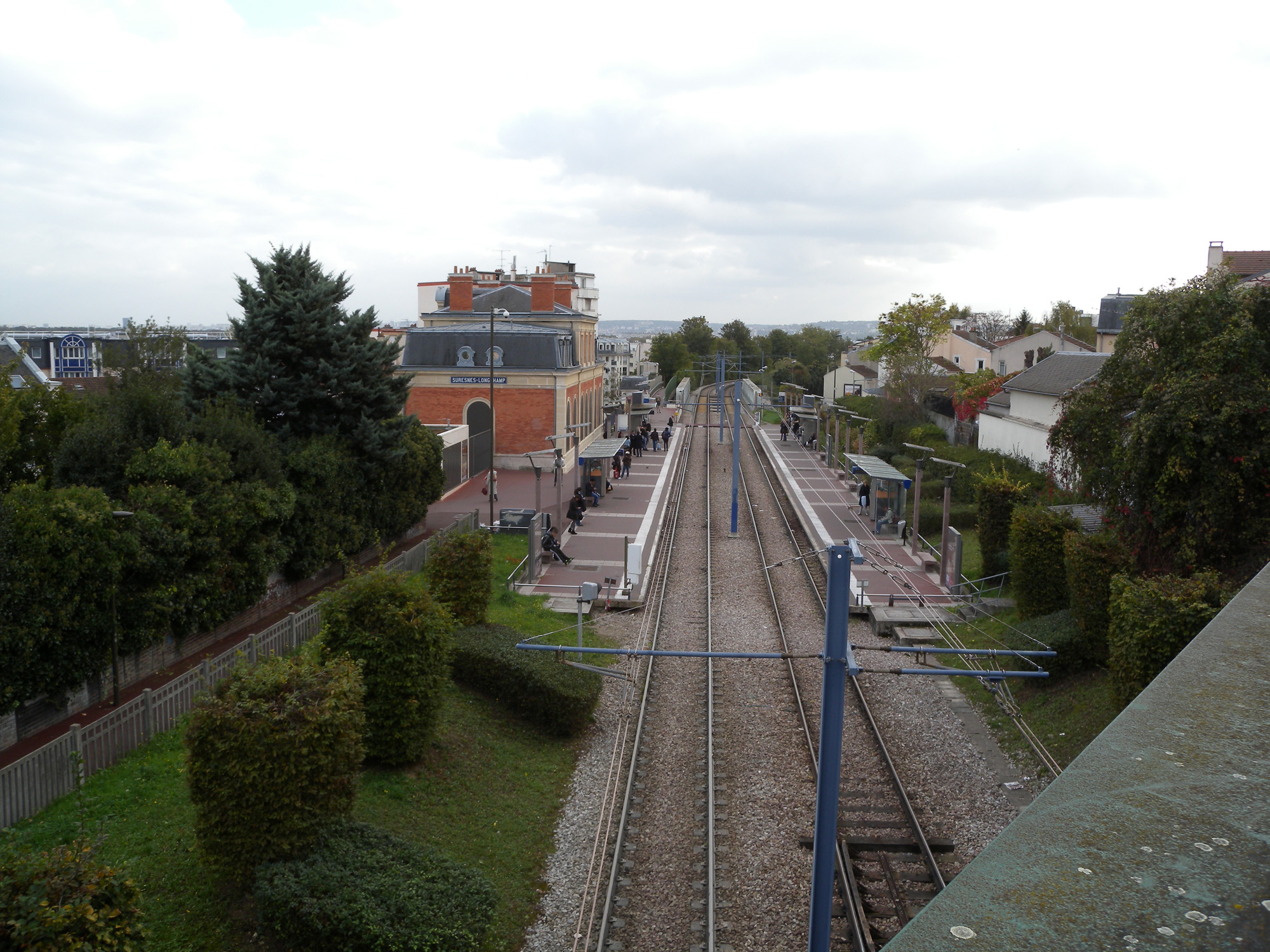 La gare Suresnes-Longchamp