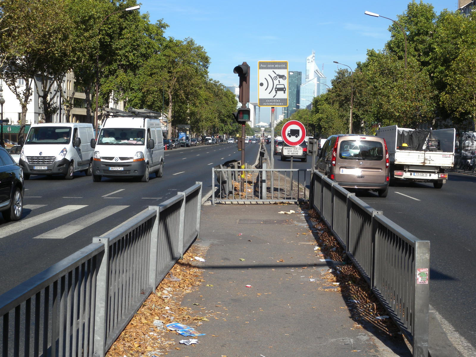 L’avenue Charles de Gaulle à Neuilly