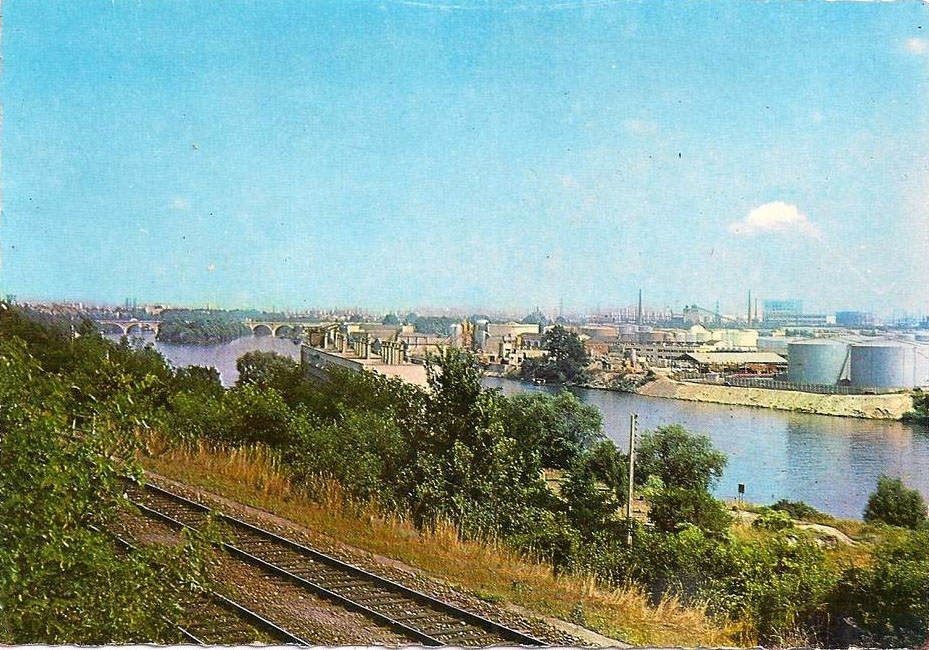 Le port de Gennevilliers, carte postale, milieu du XXe siècle, collection particulière