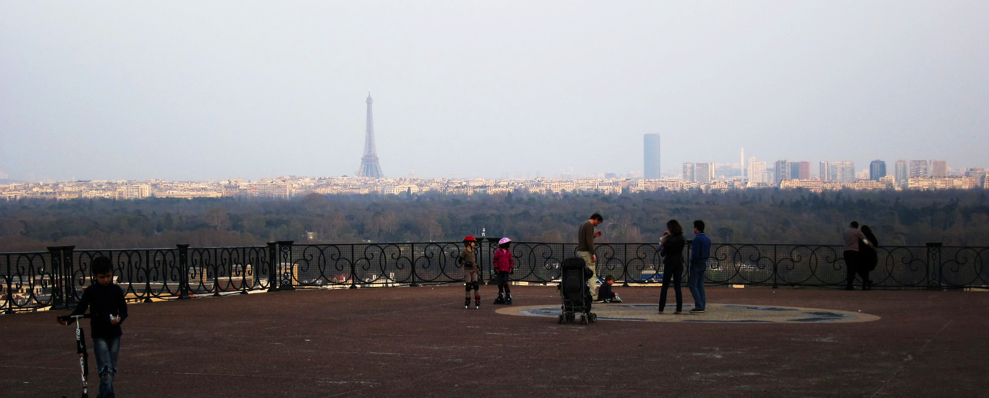 Vue vers Paris depuis le mont Valérien