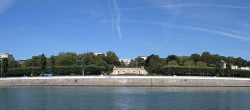Le parc de Bécon à Courbevoie  en grand format (nouvelle fenêtre)